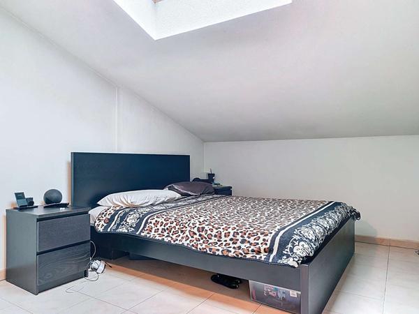 A VENDRE - Toulouse Croix Daurade - Appartement T3 duplex, dernier etage, balcon et parking