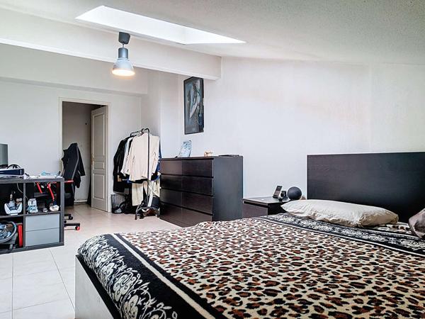 A VENDRE - Toulouse Croix Daurade - Appartement T3 duplex, dernier etage, balcon et parking