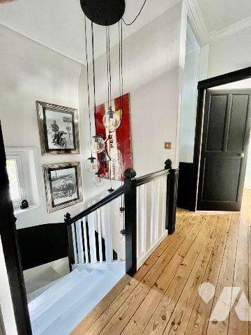 Maison centre ville de type Perrosienne.
En très bon état ayant bénéficiée d'une rénovation en...