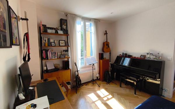 Maison à vendre    5 pièces • 99,07 m2 Joinville-le-Pont