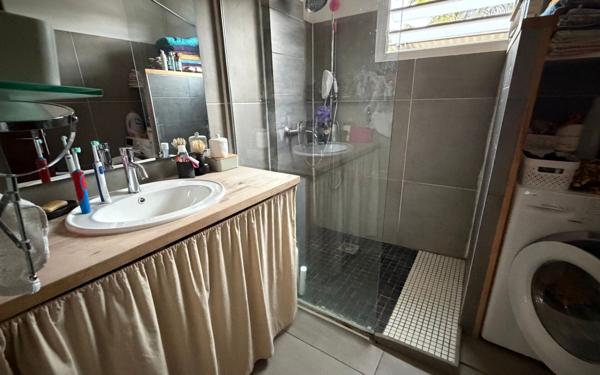 Maison à vendre    4 pièces •  Saint-Joseph