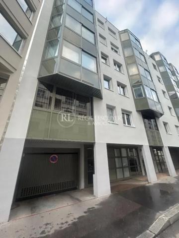 Parking / Box à louer à Lyon (69003)