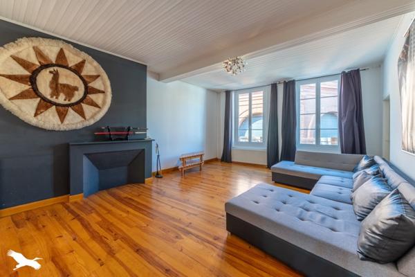 Maison à vendre |  Mas-Grenier |  9 pièces | 310 m²