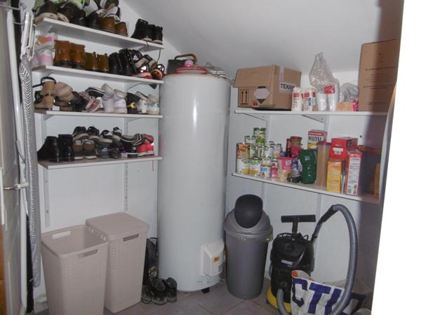 fermette dans hameau isolé . 112 m2 3 ch. terrain de 2500 m2