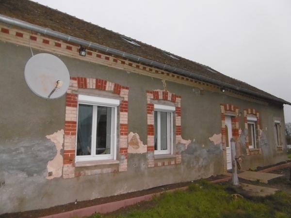 fermette dans hameau isolé . 112 m2 3 ch. terrain de 2500 m2