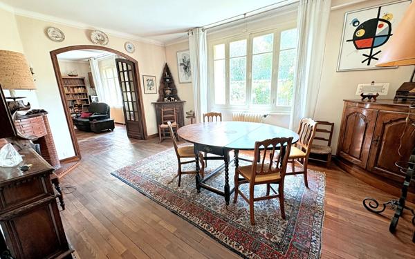 Maison à vendre    6 pièces •  Carcassonne