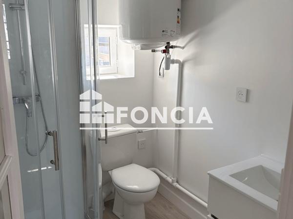 Location Studio 29.12 m² - 30 RUE DIANE DE POITIERS Anet 28260