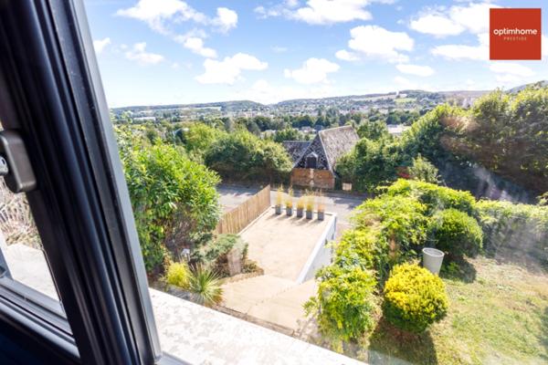 Grande Maison avec vue et ses 9 chambres à 5 minutes du centre de PONT AUDEMER