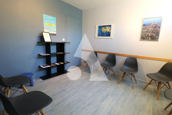 Bureaux 102.2 m2