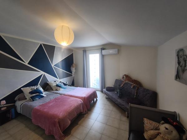 Ghisonaccia (20240) Maison T4 de 140m2 avec jardin