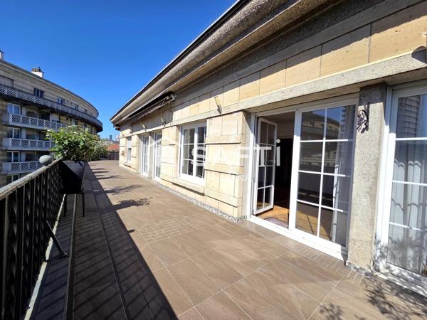 ATTIQUE 115m² + terrasse 97m², hyper-centre / gare