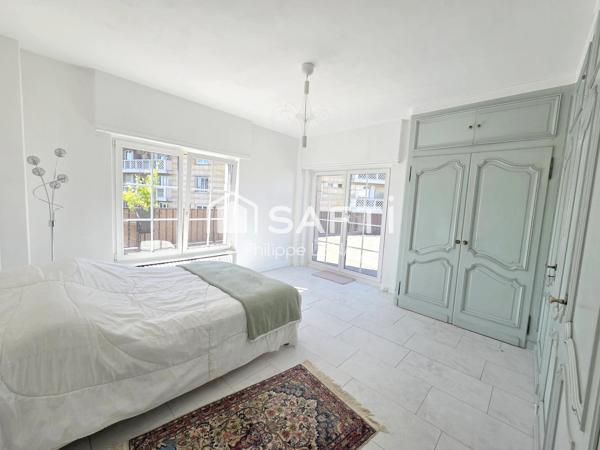 ATTIQUE 115m² + terrasse 97m², hyper-centre / gare