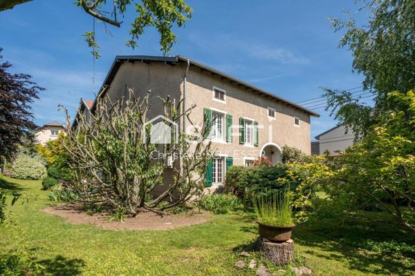 Propriété Cachée d'Exception à Varangéville – 343m2 de Charme et de Grands Volumes