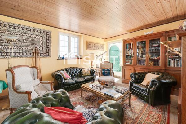 Propriété Cachée d'Exception à Varangéville – 343m2 de Charme et de Grands Volumes