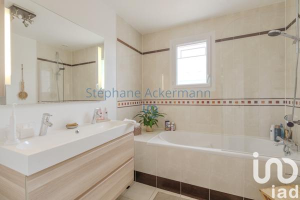 Maison à vendre 7 pièces 163 m² Magny-le-Hongre