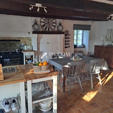 Maison 4 pièce(s) 2 chambre(s) 136 m²