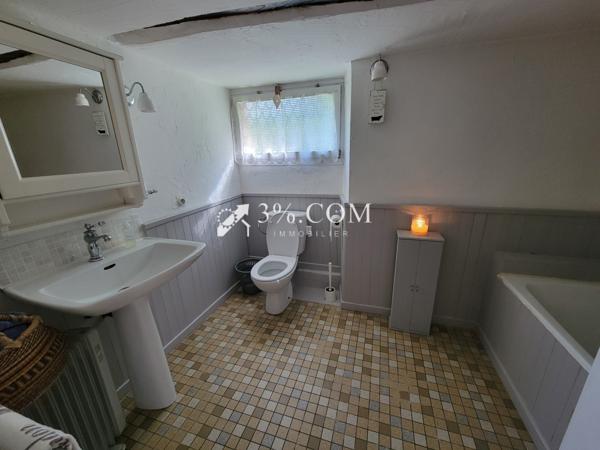 Maison 4 pièce(s) 2 chambre(s) 136 m²