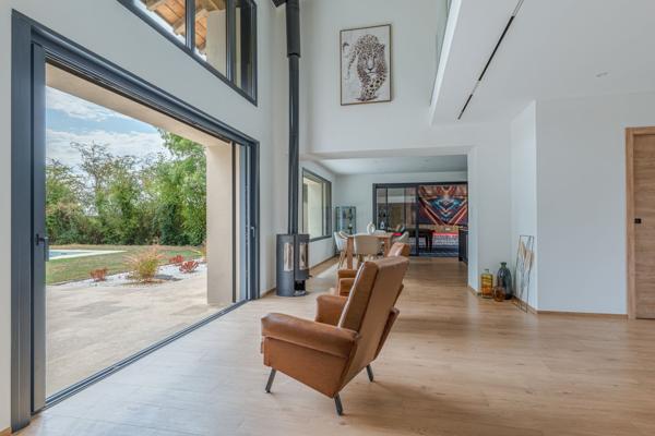 Vente Corps de ferme Bourg-en-Bresse 7 Pièces 232 m²