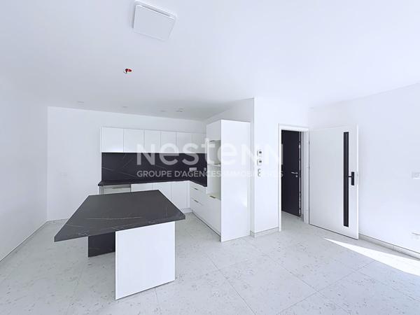 Charmante villa contemporaine neuve 4 faces, plain-pied de 107.03 m² sur terrain piscinable de 600 m² à Trourouzelle 11200