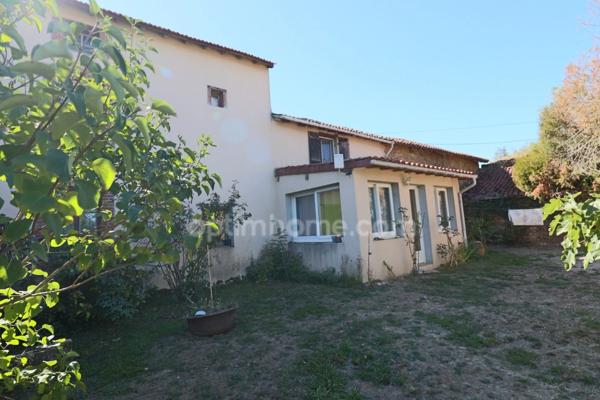Maison de 166 m² - 9 pièces - 5 chambres - 3 Granges + dépendances - parcelle Terrain 5 184 m² DOMPIERRE LES EGLISES (87)