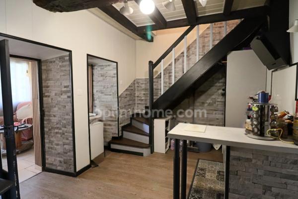 Maison de 166 m² - 9 pièces - 5 chambres - 3 Granges + dépendances - parcelle Terrain 5 184 m² DOMPIERRE LES EGLISES (87)