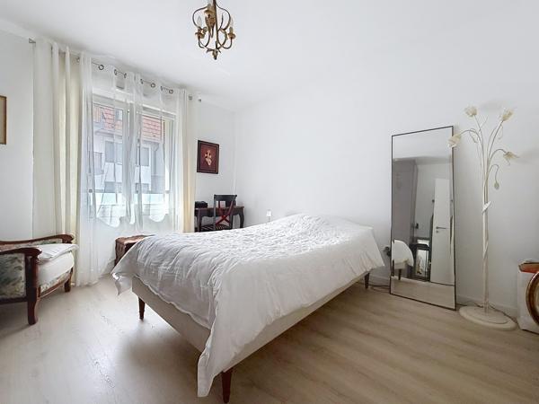 Très bel appartement T4 de 91 m2 3 ch. dans résidence de 2024 terrasse exposée sud