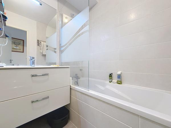 Très bel appartement T4 de 91 m2 3 ch. dans résidence de 2024 terrasse exposée sud