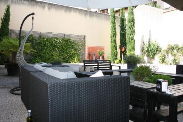 Dpt Gers (32), à vendre MIRANDE centre, belle MAISON DE CARACTERE 160m2, raffinée, sans travaux, avec cour paysagée