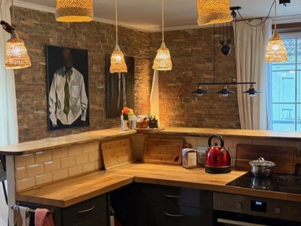 Dpt Gers (32), à vendre MIRANDE centre, belle MAISON DE CARACTERE 160m2, raffinée, sans travaux, avec cour paysagée