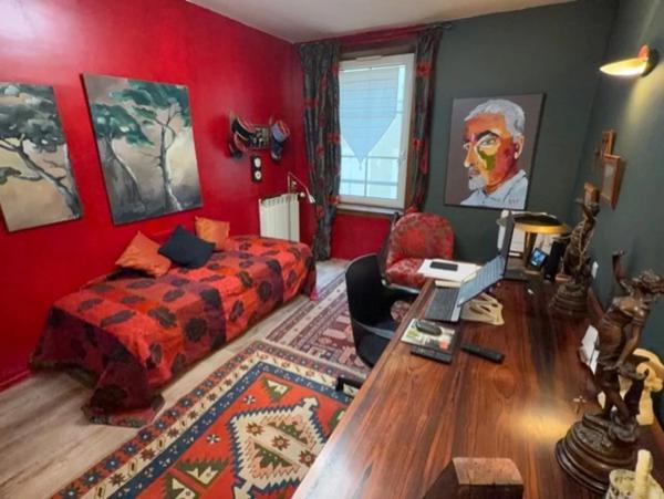 Dpt Gers (32), à vendre MIRANDE centre, belle MAISON DE CARACTERE 160m2, raffinée, sans travaux, avec cour paysagée