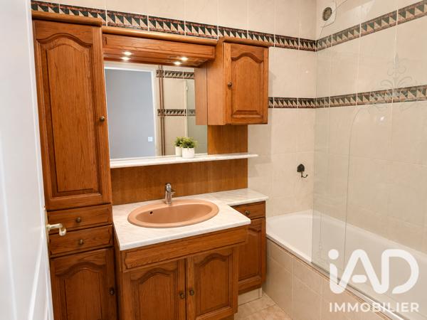 Appartement à vendre 4 pièces 71 m² Jouy-le-Moutier