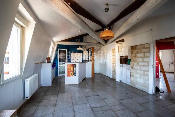 Vente Bel appartement Ancien avec cachet écusson Montpellier 34000