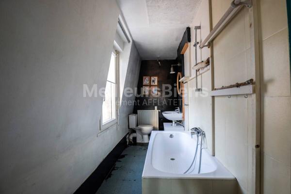 Vente Bel appartement Ancien avec cachet écusson Montpellier 34000