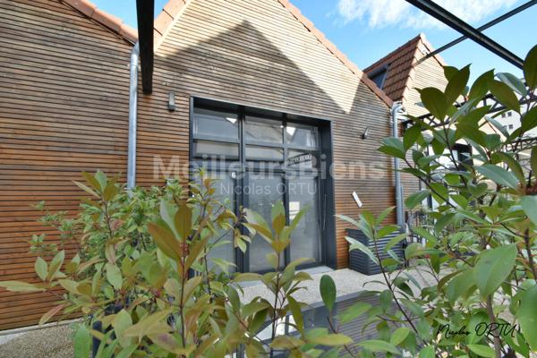 loft avec terrasse, et parking privatif 92 m² habitables à 5 minutes à pied du centre ville