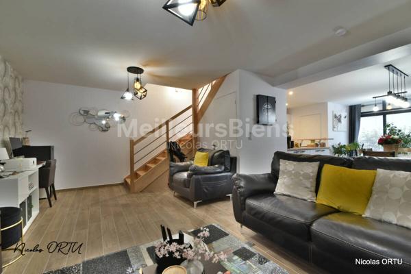 loft avec terrasse, et parking privatif 92 m² habitables à 5 minutes à pied du centre ville
