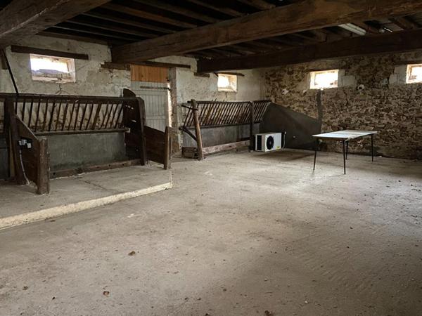 Maison Daumeray 8 pièce(s) 168.50 m2