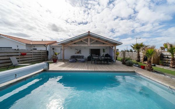 Maison à vendre    5 pièces •  Biscarrosse