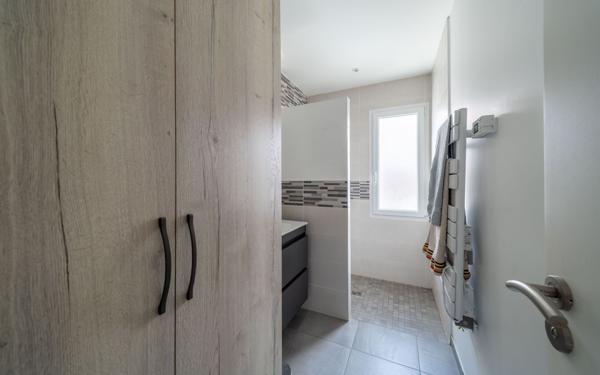 Maison à vendre    5 pièces •  Biscarrosse