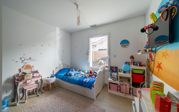 Maison à vendre    5 pièces •  Biscarrosse