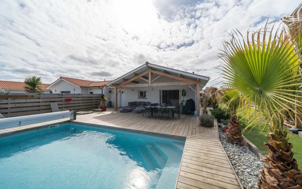 Maison à vendre    5 pièces •  Biscarrosse