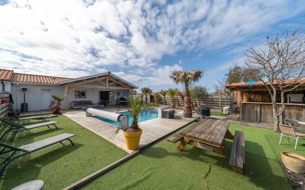 Maison à vendre    5 pièces •  Biscarrosse