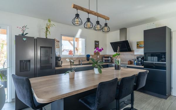 Maison à vendre    5 pièces •  Biscarrosse