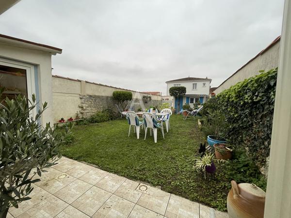 Maison de ville rénovée pour investissement locatif