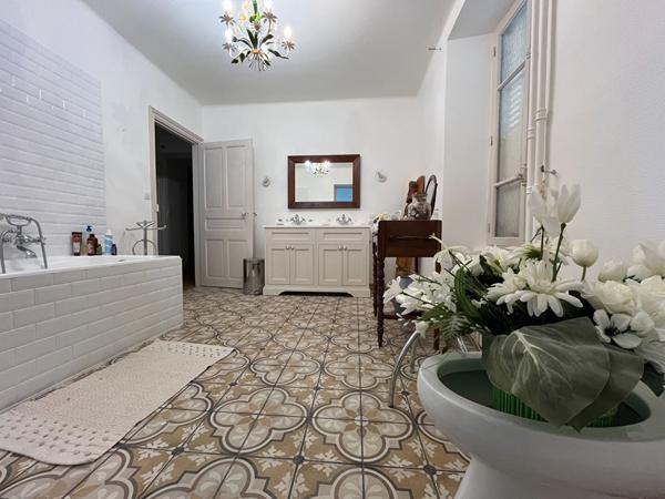 Maison de maître 9 pièces 380 m2