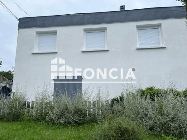 Location Appartement meublé 2 pièces 38 m² - 24 RUE SALAZARD Carbon-blanc 33560