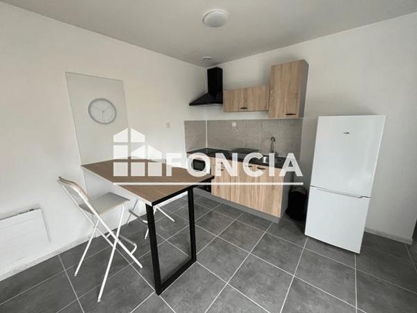 Location Appartement meublé 2 pièces 38 m² - 24 RUE SALAZARD Carbon-blanc 33560