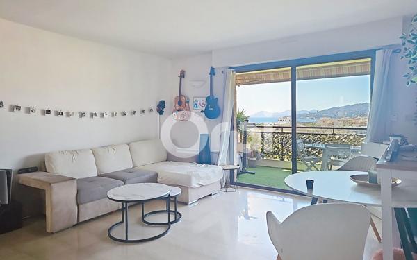 Appartement à vendre    3 pièces • 75,85 m2 Antibes