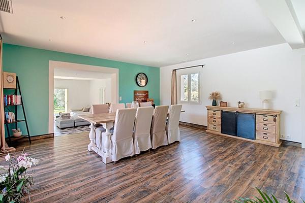 À VENDRE Maison plain-pied 137 m² à Lorgues - Piscine, Garage.