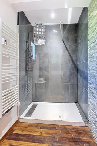 À VENDRE Maison plain-pied 137 m² à Lorgues - Piscine, Garage.