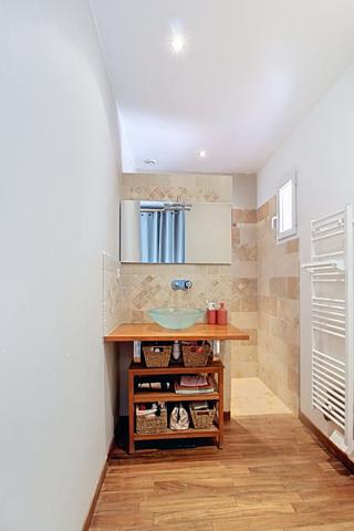 À VENDRE Maison plain-pied 137 m² à Lorgues - Piscine, Garage.